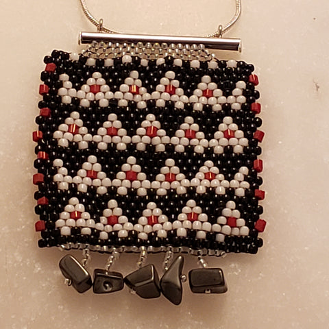 Black&White Beaded Pendant necklace